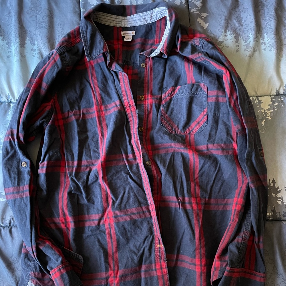 Carharrtt long sleeve plaid button down shirt
